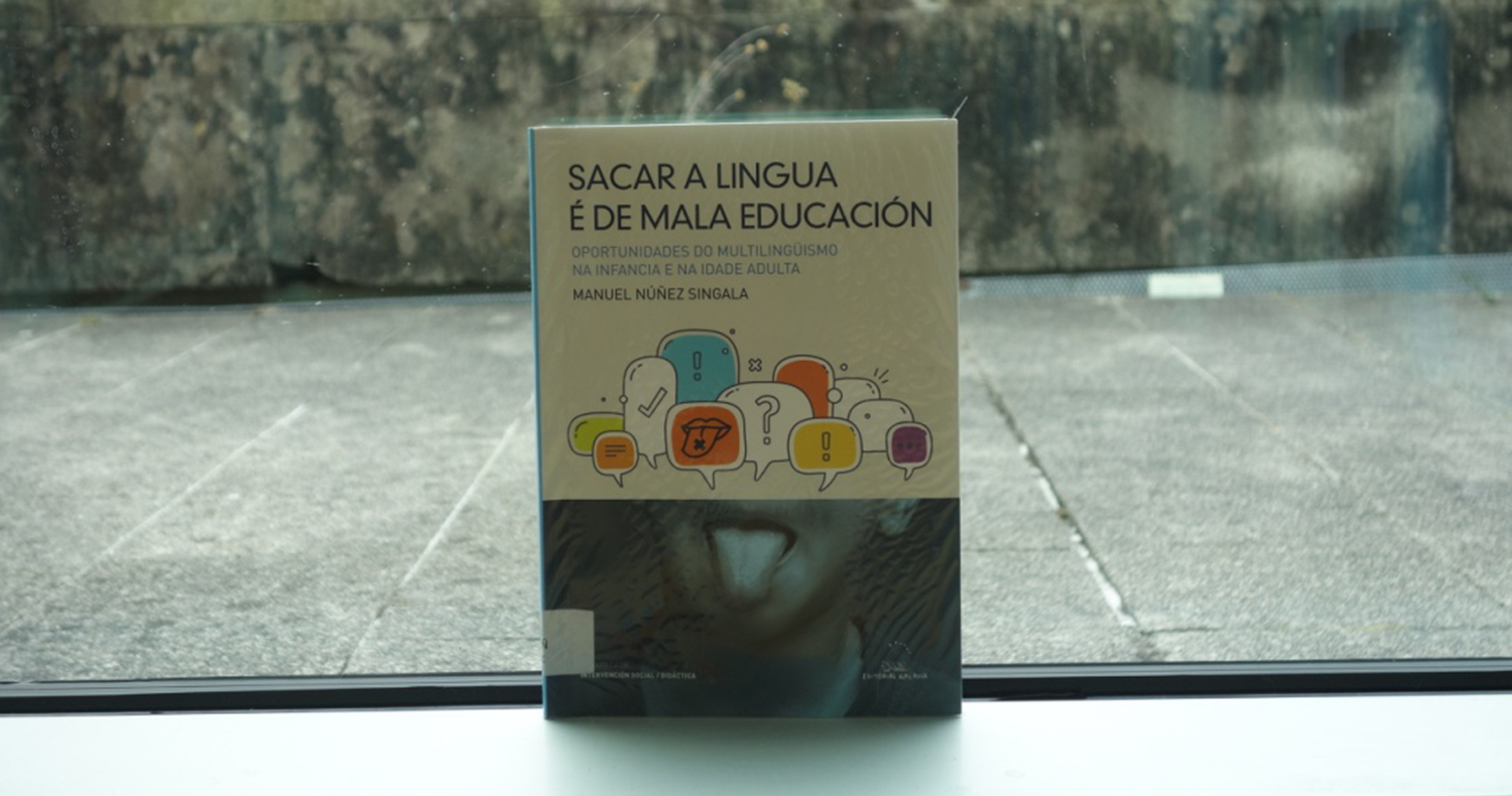 Mostra bibliográfica axenda 2030 Biblioteca Pública Municipal Xosé Neira Vilas